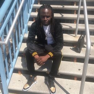 Meet your Posher, Anthony